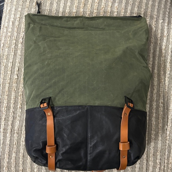 Awl Snap Waxed Canvas Leather Adjustable Backpack Tote Olive Green Black Tan - Picture 5 of 16